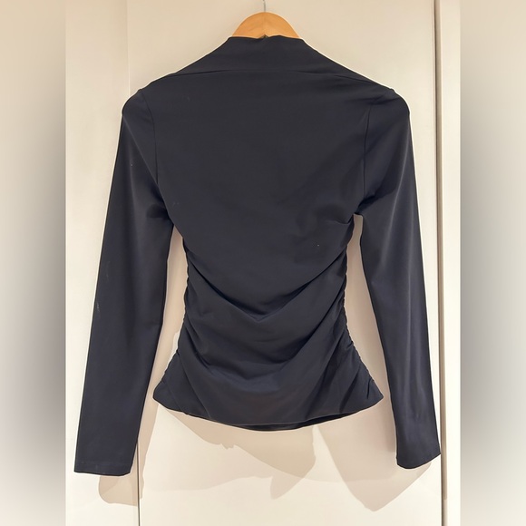 NWT Aritzia Contour Flourish Longsleeve - Picture 9 of 12
